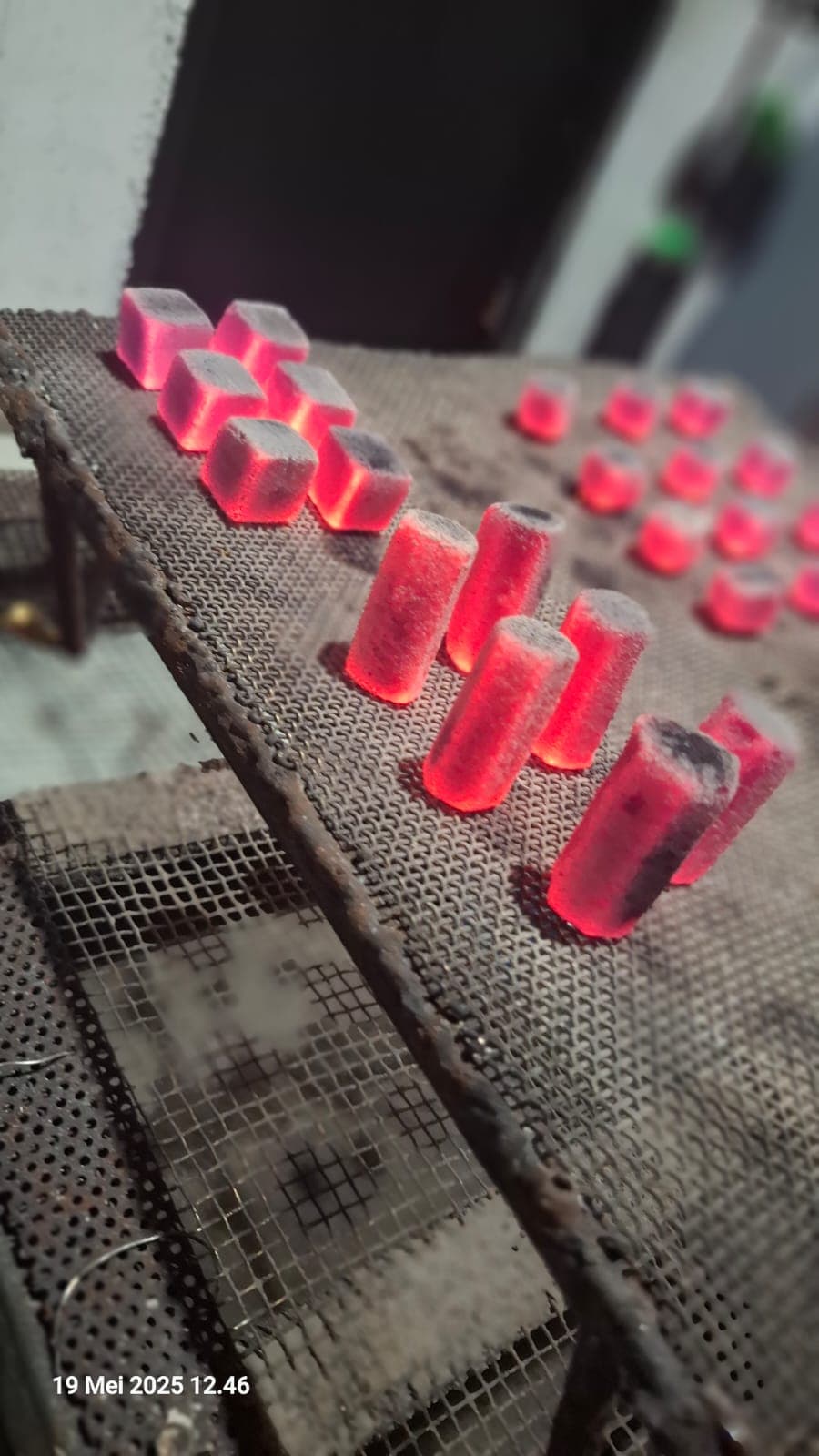 HAMMOUDA charcoal product photo 18